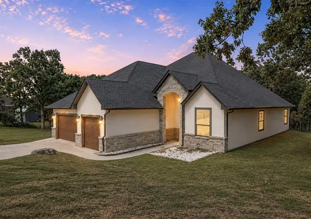 Photo 1 of Single family home for sale at 16113 Se 82nd Street, Choctaw, OK 73020 | MLS# 1247425 | Listing updated on 2026-09-22