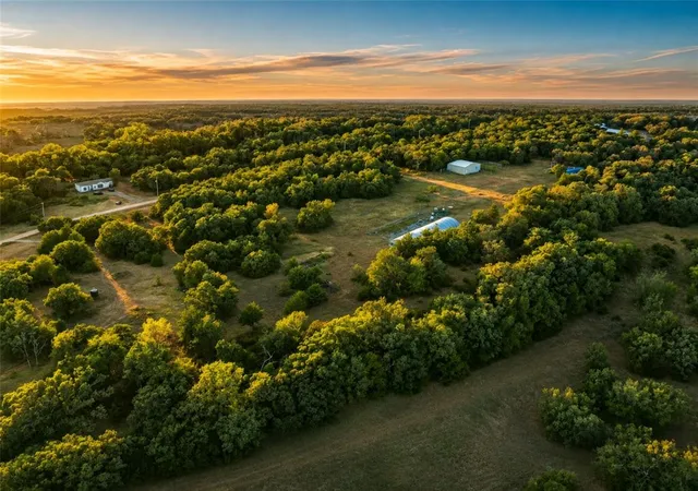 Photo 4 of Land for sale at 1920 Cyn Run Dr, Meridian, OK 73058 | MLS# 1247432 | Listing updated on 2026-09-23