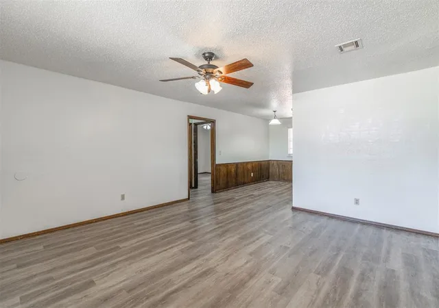 Photo 3 of Multi family home for sale at 915 Delmar Cir, Moore, OK 73160 | MLS# 1247442 | Listing updated on 2026-09-06