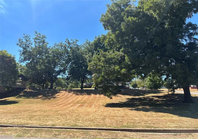 Photo 1 of Land for sale at 0 N 6th Avenue, Purcell, OK 73080 | MLS# 1247455 | Listing updated on 2026-09-05