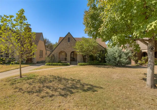 Photo 1 of Single family home for sale at 3304 Nw 21st Street, Oklahoma City, OK 73107 | MLS# 1247471 | Listing updated on 2026-09-18