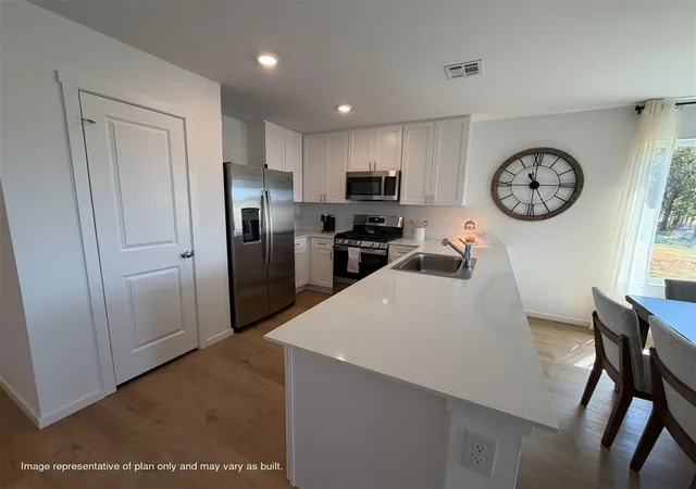 Photo 3 of Single family home for sale at 12801 Florence Ln, Yukon, OK 73099 | MLS# 1247480 | Listing updated on 2026-09-24