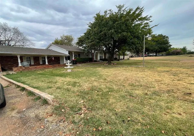 Photo 1 of Sale Pending at 2765 S Harrah Rd, Harrah, OK 73045 | MLS# 1247492 | Listing updated on 2026-09-04