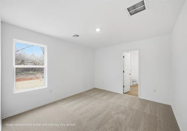 Photo 4 of Single family home for sale at 12825 Florence Ln, Yukon, OK 73099 | MLS# 1247493 | Listing updated on 2026-09-24