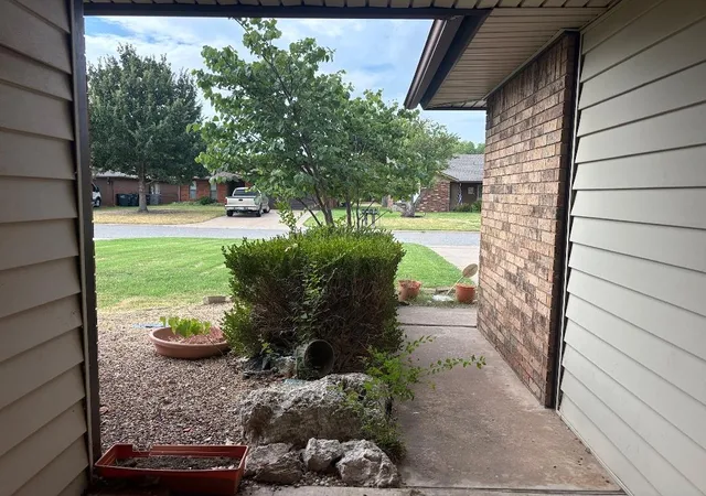 Photo 22 of Single family home for sale at 4013 Bunker Hl St, Enid, OK 73703 | MLS# 1247501 | Listing updated on 2026-09-03