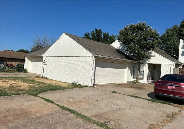 Photo 1 of Multi family home for sale at 6111 Gaelic Glen Dr, Oklahoma City, OK 73142 | MLS# 1247511 | Listing updated on 2026-10-19