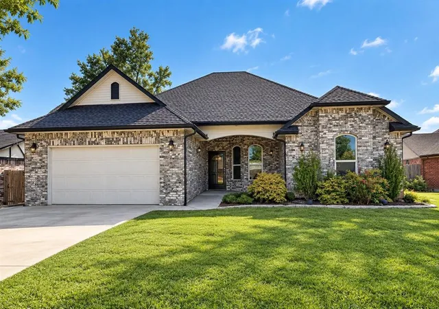 Photo 1 of Single family home for sale at 9208 S Villa Ave, Oklahoma City, OK 73159 | MLS# 1247513 | Listing updated on 2026-09-12