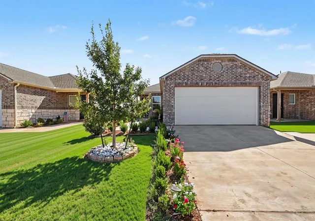 Photo 1 of Single family home for sale at 11616 Annette Dr, Yukon, OK 73099 | MLS# 1247531 | Listing updated on 2026-10-20