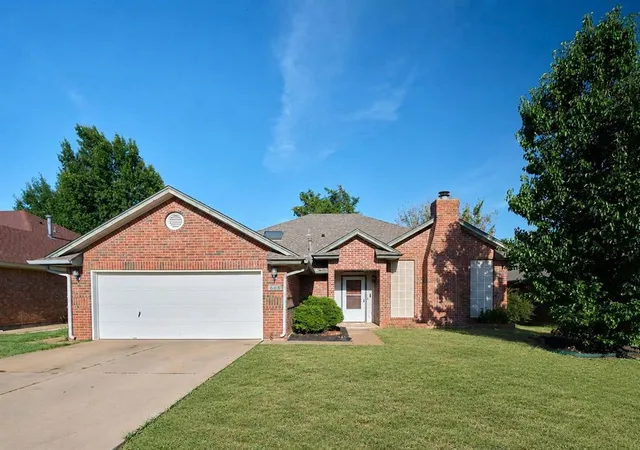 Photo 1 of Single family home for sale at 608 Tudor Ln, Edmond, OK 73003 | MLS# 1247539 | Listing updated on 2026-09-04