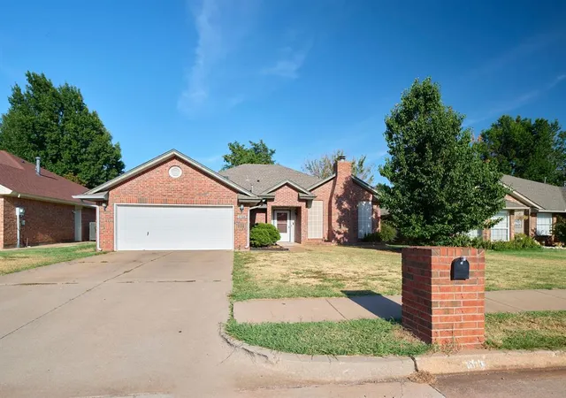 Photo 2 of Single family home for sale at 608 Tudor Ln, Edmond, OK 73003 | MLS# 1247539 | Listing updated on 2026-09-04
