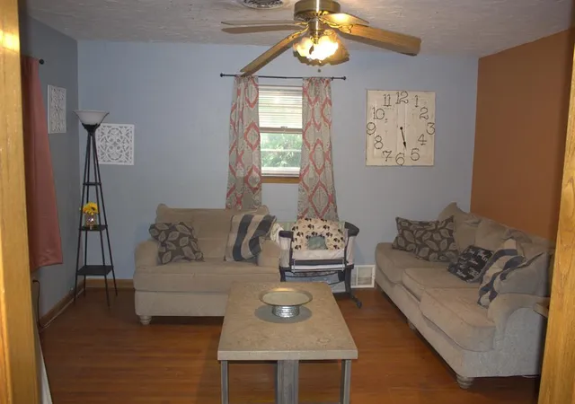 Photo 2 of Single family home for sale at 1306 Se Barclay Rd, Lawton, OK 73501 | MLS# 1247540 | Listing updated on 2026-09-03
