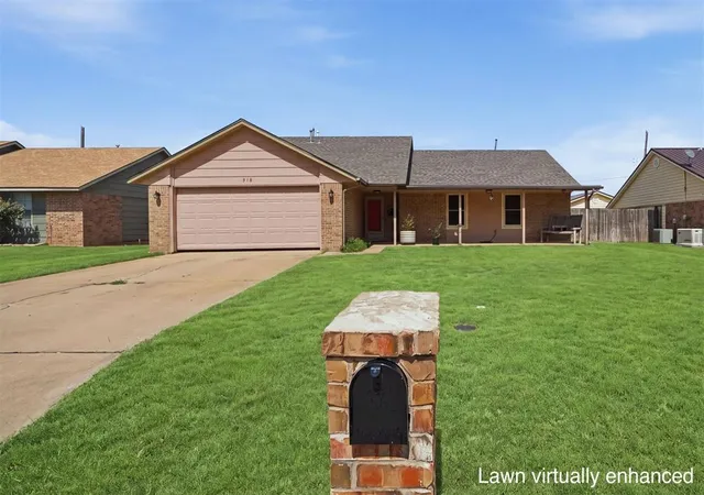 Photo 1 of Single family home for sale at 918 Polk St, Altus, OK 73521 | MLS# 1247550 | Listing updated on 2026-09-04