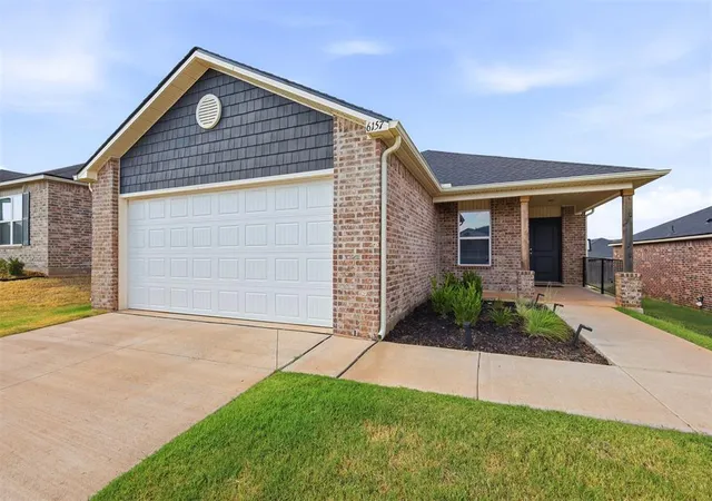 Photo 1 of Single family home for sale at 6157 Holm Oak Rd, Edmond, OK 73034 | MLS# 1247554 | Listing updated on 2026-09-04