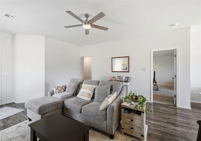 Photo 4 of Single family home for sale at 6157 Holm Oak Rd, Edmond, OK 73034 | MLS# 1247554 | Listing updated on 2026-09-04