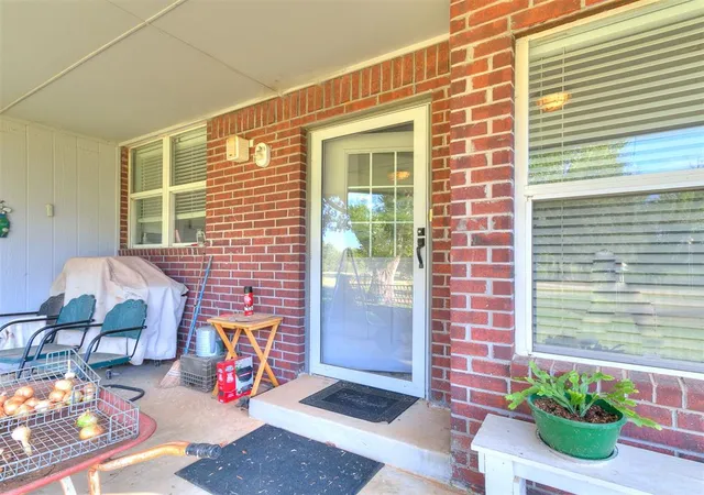 Photo 4 of Single family home for sale at 1427 Grand View Way, Mustang, OK 73064 | MLS# 1247560 | Listing updated on 2026-09-05