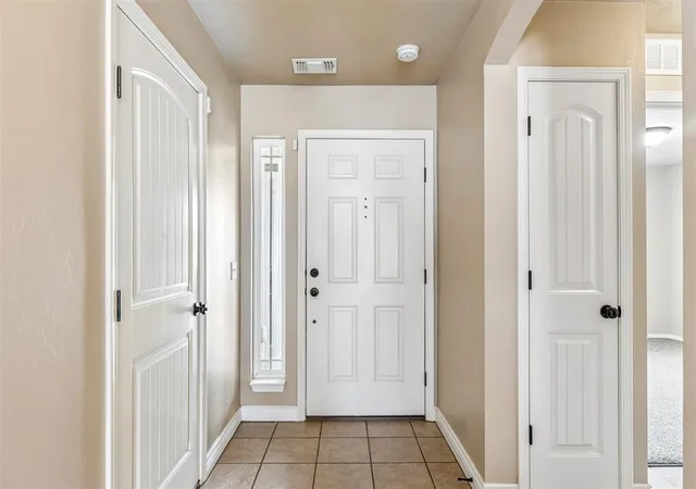 Photo 3 of Single family home for sale at 9528 Sw 25th Street, Oklahoma City, OK 73128 | MLS# 1247561 | Listing updated on 2026-09-24