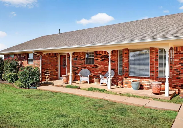 Photo 2 of Single family home for sale at 920 Mcdonald Ter, Cordell, OK 73632 | MLS# 1247563 | Listing updated on 2026-09-05
