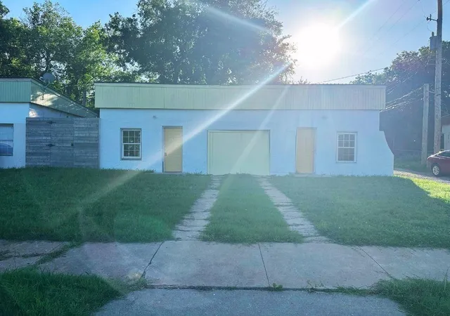 Photo 3 of Multi family home for sale at 402 NW 3rd Street, Lawton, OK 73507 | MLS# 1247564 | Listing updated on 2026-09-04