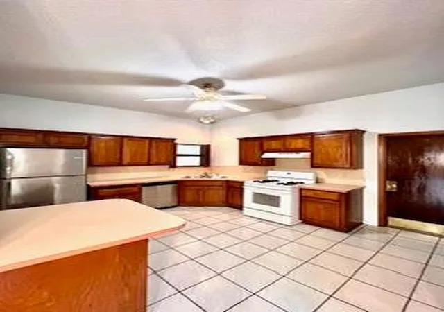Photo 2 of Single family home for sale at 12416 Covey Crk Dr, Oklahoma City, OK 73142 | MLS# 1247582 | Listing updated on 2026-10-06