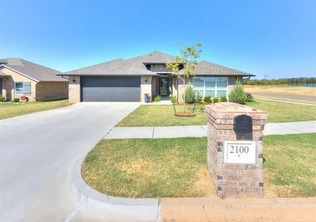 Photo 2 of Single family home for sale at 2100 Norwood Dr, Norman, OK 73026 | MLS# 1247590 | Listing updated on 2026-09-21