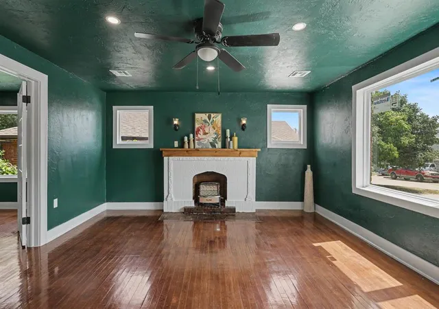 Photo 3 of Single family home for sale at 1521 Ne 11th Street, Oklahoma City, OK 73117 | MLS# 1247591 | Listing updated on 2026-09-03