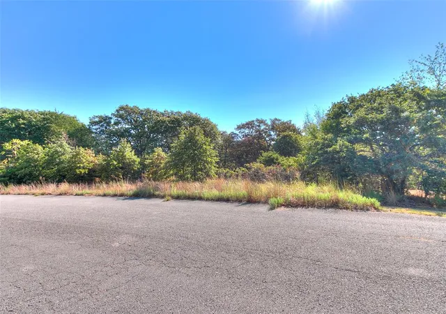 Photo 1 of Sale Pending at 15136 Se 139th Street, Newalla, OK 74857 | MLS# 1247607 | Listing updated on 2026-09-05
