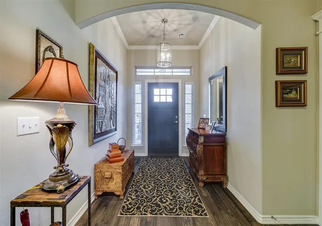 Photo 4 of Sale Pending at 5309 Miranda Dr, Edmond, OK 73025 | MLS# 1247615 | Listing updated on 2026-09-07