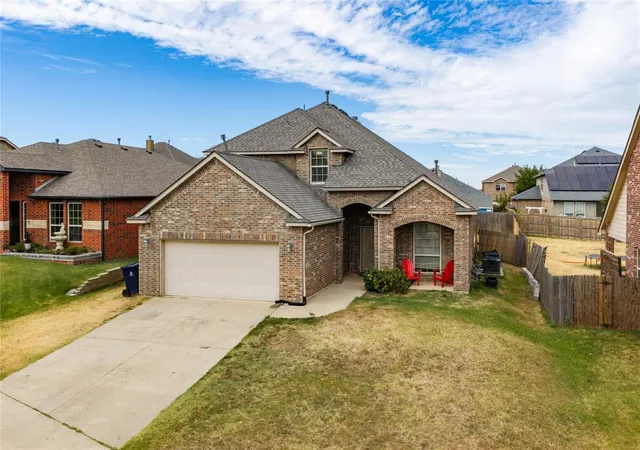 Photo 1 of Single family home for sale at 11205 Nw 96th Street, Yukon, OK 73099 | MLS# 1247626 | Listing updated on 2026-09-18