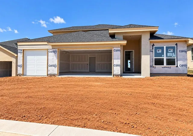Photo 2 of Single family home for sale at 15605 Egerton Pl, Edmond, OK 73013 | MLS# 1247630 | Listing updated on 2026-09-14