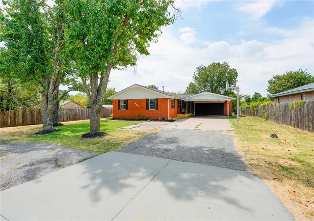 Photo 3 of Single family home for sale at 921 S Post Rd, Oklahoma City, OK 73130 | MLS# 1247641 | Listing updated on 2026-09-04