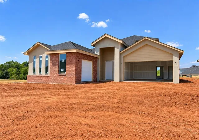 Photo 2 of Single family home for sale at 15601 Egerton Pl, Edmond, OK 73013 | MLS# 1247642 | Listing updated on 2026-09-14