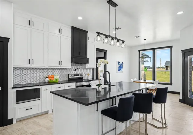 Photo 3 of Single family home for sale at 2440 Canyon Cir, Blanchard, OK 73010 | MLS# 1247670 | Listing updated on 2026-09-28