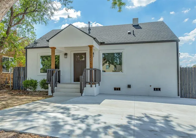Photo 2 of Sale Pending at 1124 Sw 30th Street, Oklahoma City, OK 73109 | MLS# 1247703 | Listing updated on 2026-09-23