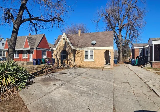 Photo 2 of House for sale at 1121 NW 27th Street, Oklahoma City, OK 73106 | MLS# 1247726 | Listing updated on 2026-09-05