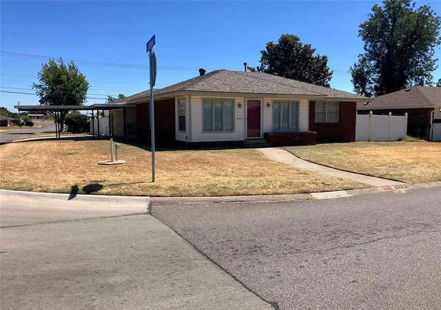 Photo 1 of Single family home for sale at 2116 Maple Dr, Midwest City, OK 73110 | MLS# 1247729 | Listing updated on 2026-09-15