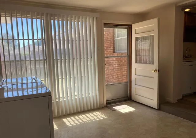 Photo 4 of Single family home for sale at 2116 Maple Dr, Midwest City, OK 73110 | MLS# 1247729 | Listing updated on 2026-09-15