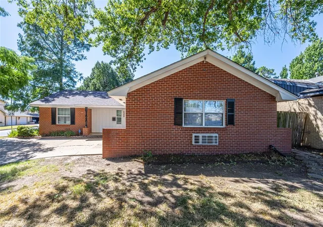 Photo 2 of Single family home for sale at 2300 Nw 49th Street, Oklahoma City, OK 73112 | MLS# 1247730 | Listing updated on 2026-09-05