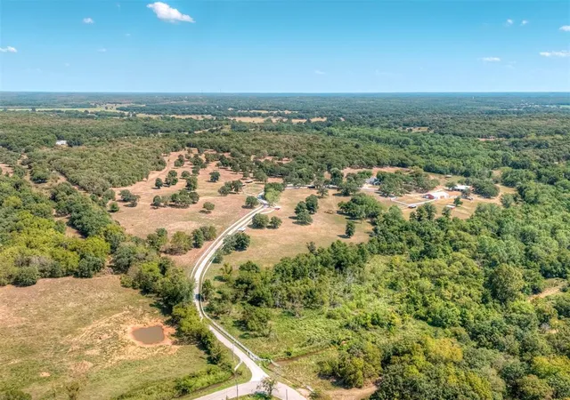 Photo 4 of Single family home for sale at 16881 E Imhoff Rd, Norman, OK 73026 | MLS# 1247734 | Listing updated on 2026-09-21