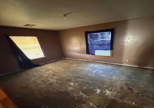Photo 3 of Single family home for sale at 2124 Sw 21st Street, Oklahoma City, OK 73108 | MLS# 1247751 | Listing updated on 2026-09-05