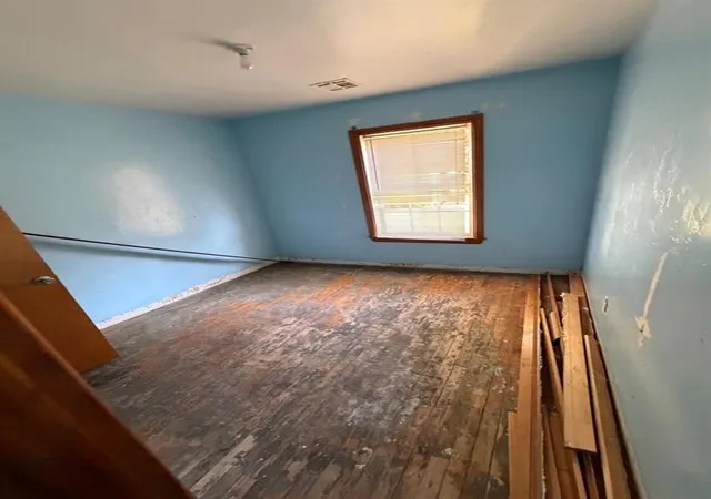 Photo 4 of Single family home for sale at 2124 SW 21st Street, Oklahoma City, OK 73108 | MLS# 1247751 | Listing updated on 2026-09-05
