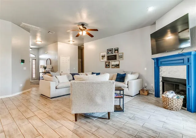 Photo 4 of Sale Pending at 708 NW 121st Terrace, Oklahoma City, OK 73114 | MLS# 1247757 | Listing updated on 2026-09-15
