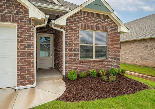 Photo 3 of Single family home for sale at 3808 Palmetto Trl, Oklahoma City, OK 73179 | MLS# 1247773 | Listing updated on 2026-09-14