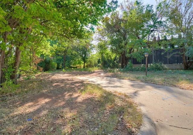 Photo 1 of Sale Pending at 5720 N Military Ave, Oklahoma City, OK 73118 | MLS# 1247776 | Listing updated on 2026-09-30