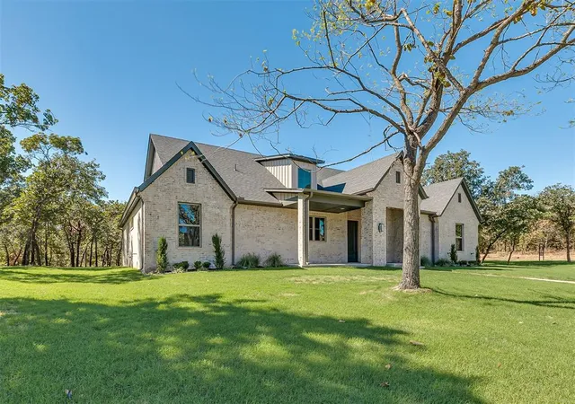 Photo 3 of Single family home for sale at 8201 Sacred Forest, Arcadia, OK 73007 | MLS# 1247782 | Listing updated on 2026-09-19