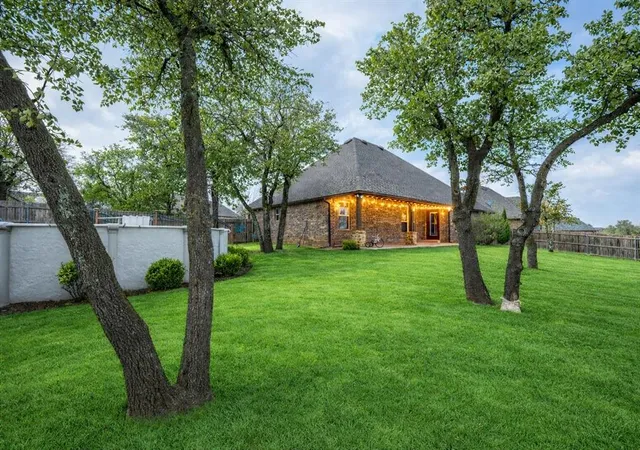 Photo 3 of Single family home for sale at 1832 Buckskin Ct, Blanchard, OK 73010 | MLS# 1247783 | Listing updated on 2026-09-05