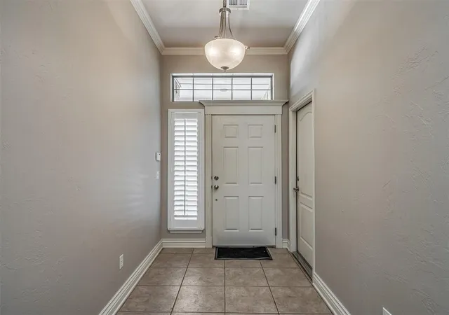 Photo 4 of Sale Pending at 540 SW 125th Terrace, Oklahoma City, OK 73170 | MLS# 1247790 | Listing updated on 2026-09-17