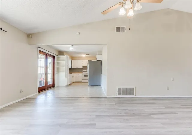 Photo 3 of Single family home for sale at 644 Howard Ct, Edmond, OK 73003 | MLS# 1247792 | Listing updated on 2026-10-09