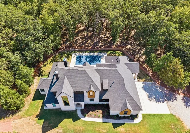 Photo 3 of Single family home for sale at 335131 E 1048 Road, Mc Loud, OK 74851 | MLS# 1247831 | Listing updated on 2026-09-08