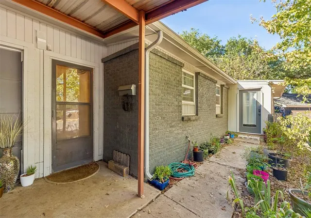 Photo 4 of Single family home for sale at 6512 NW 20th Drive, Bethany, OK 73008 | MLS# 1247839 | Listing updated on 2026-09-15