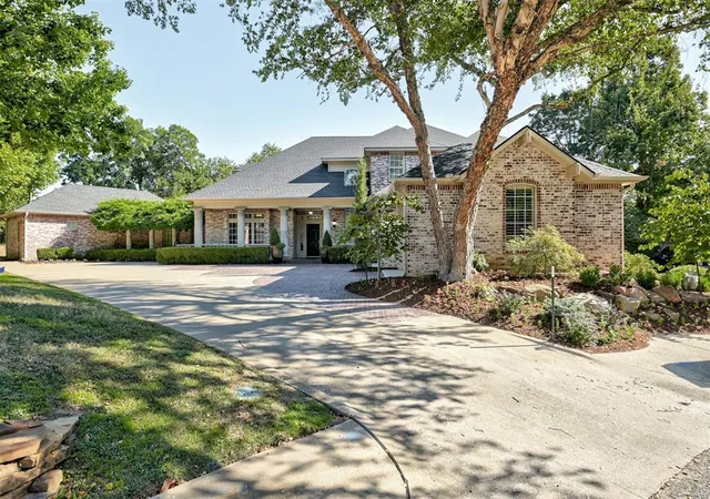 Photo 1 of Single family home for sale at 1307 Brookside Dr, Norman, OK 73072 | MLS# 1247850 | Listing updated on 2026-09-23